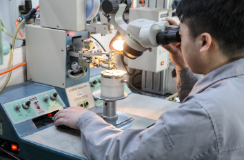 Precision measurement equipment